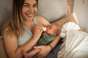 Best Bottles for Breastfed Babies Who Refuse the Bottle