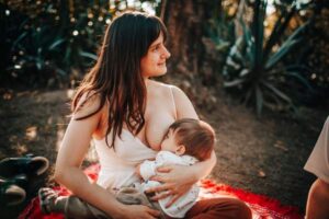 Breastfeeding and Pumping Schedule for a Flexible Routine