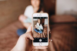 Newborn Photo Checklist for Parents Before the Session